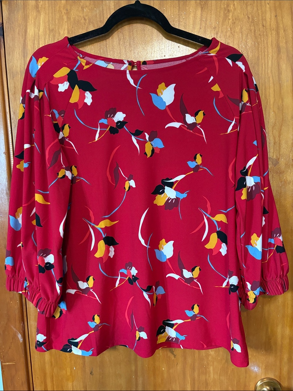 Halogen Women's Red Floral Blouse - Classic Boatneck Top